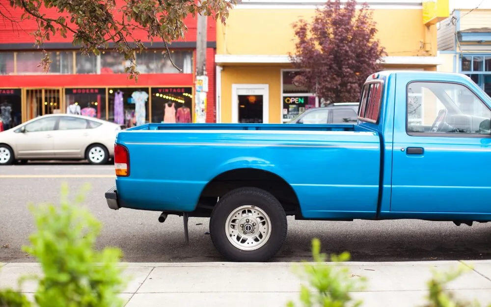 荷台に人を乗せる際の注意点